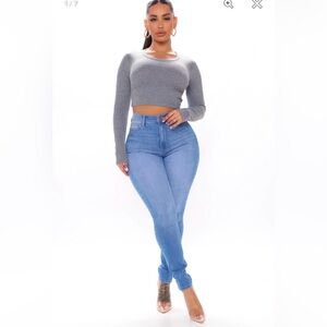 NWT Show Off The Curves Super Stretch Booty Lifter Skinny Jeans Medium Blue Wash